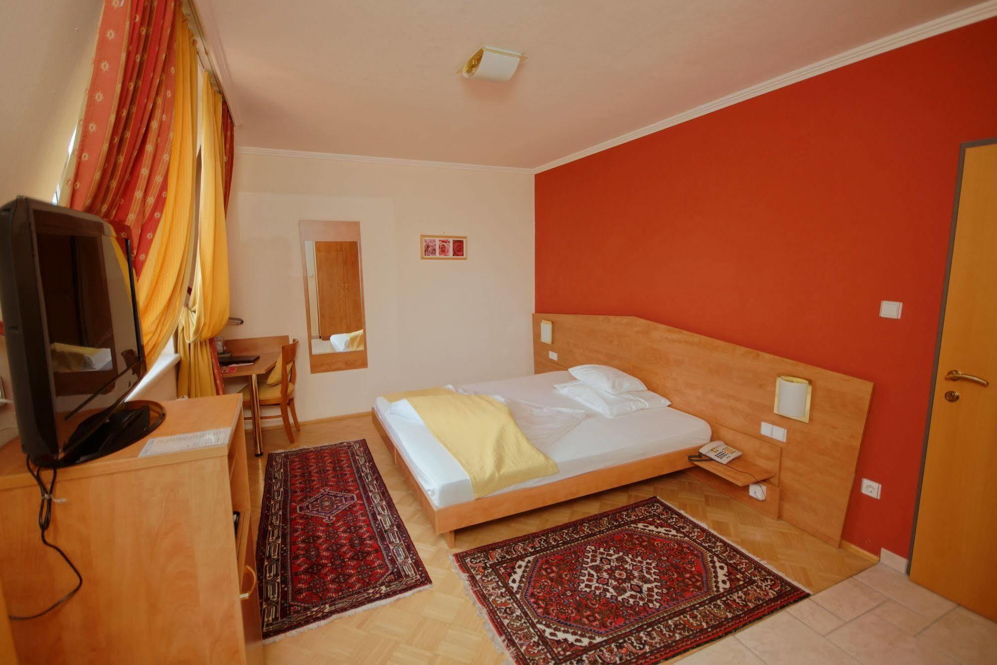 Der Marienhof Hotel Garni Štýrský Hradec Exteriér fotografie